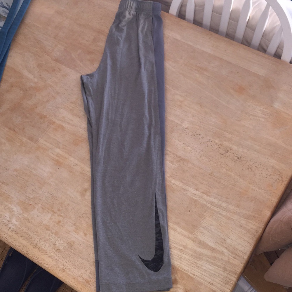 Grey Nike boys drawstring sweatpants with pockets